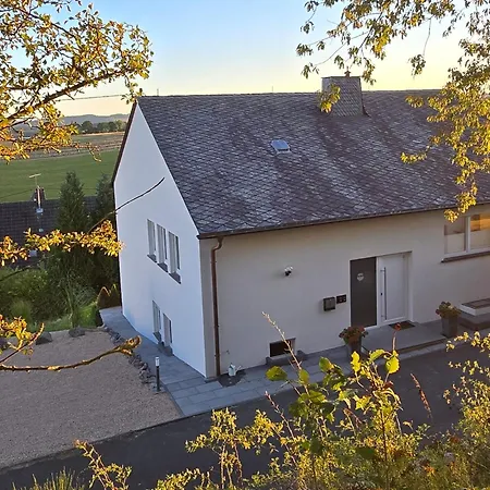 Ringzeit-lodge * Herresbach